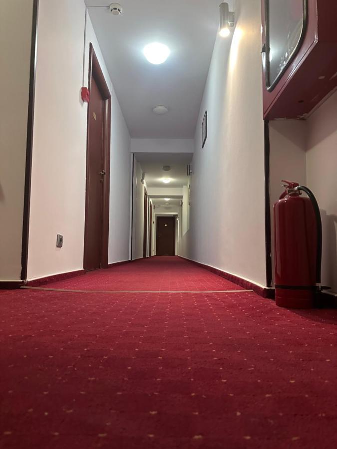 Hotel Bliss Bucarest Esterno foto