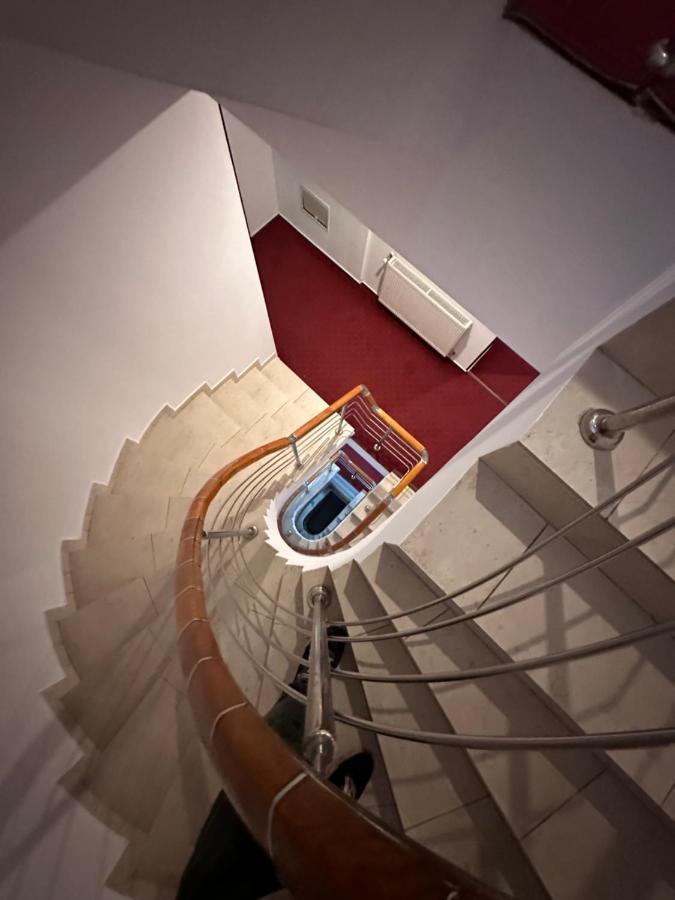 Hotel Bliss Bucarest Esterno foto