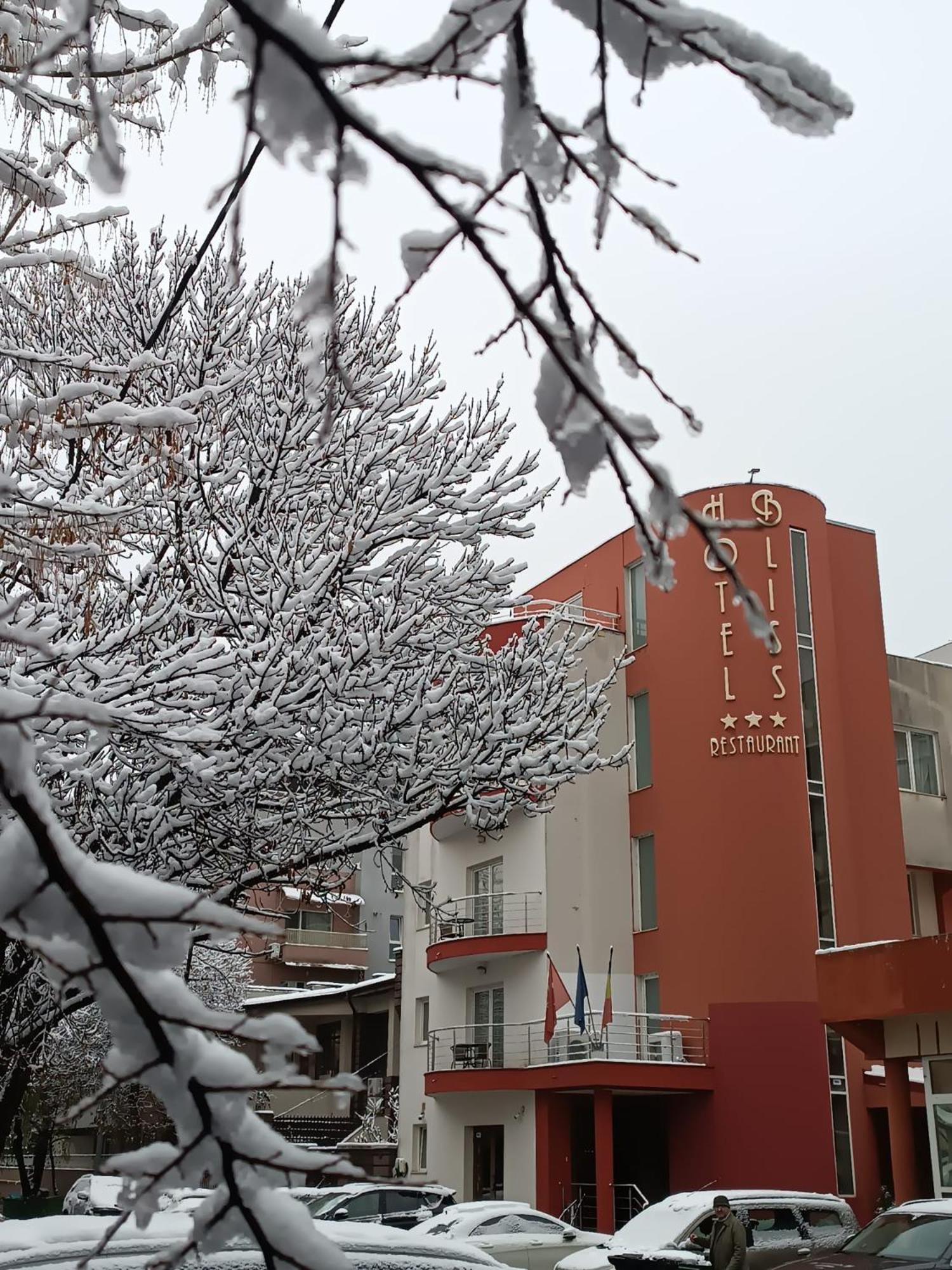Hotel Bliss Bucarest Esterno foto