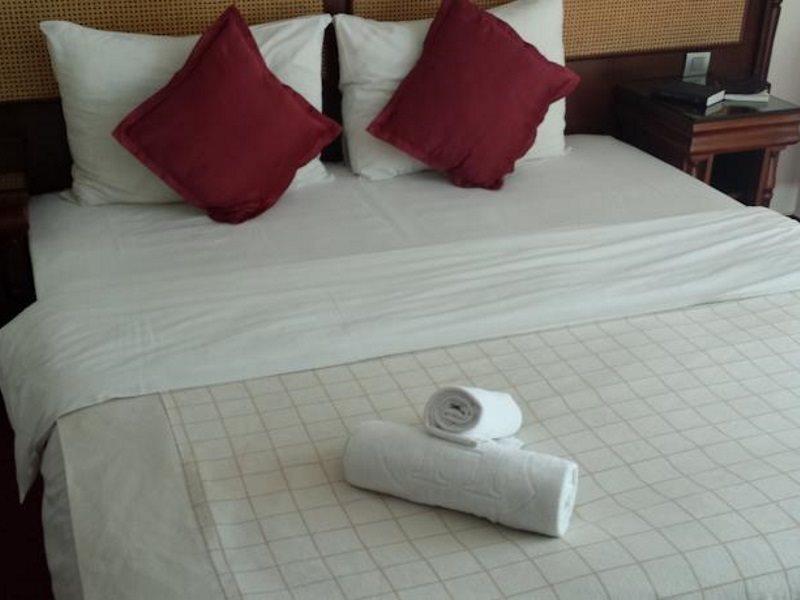 Hotel Bliss Bucarest Esterno foto